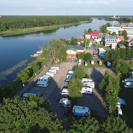 Konse Motel And Caravan Camping Parnu Exterior photo